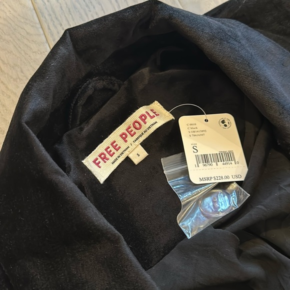 Free People Cosmo double breasted velvet jacket. Sz S/M - Picture 6 of 7